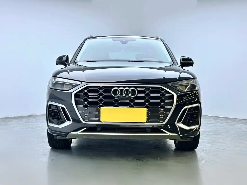 Audi Q5L — фото 2