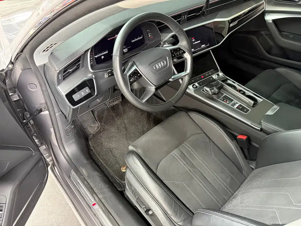 Audi A7L — фото 3