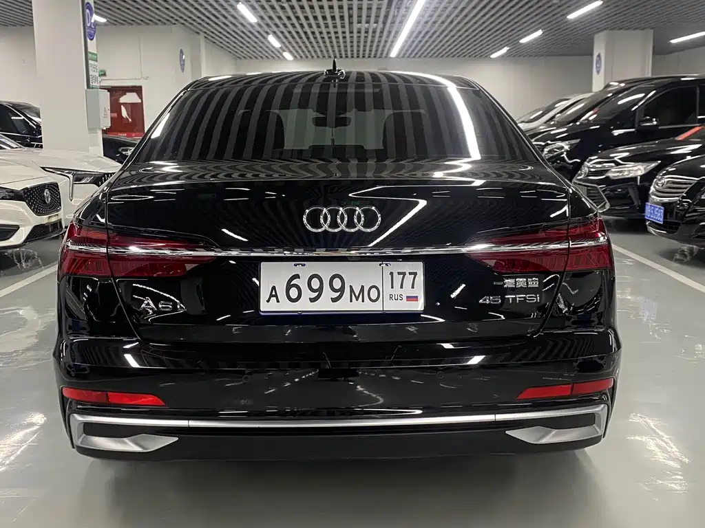 Audi A6L — фото 14