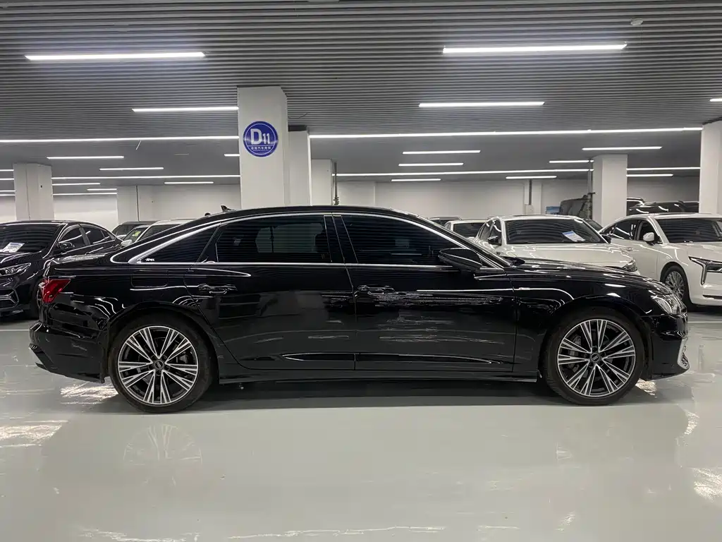 Audi A6L — фото 4