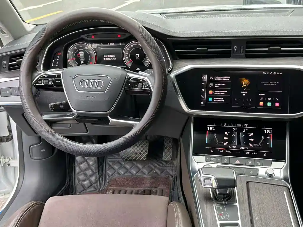 Audi A7L — фото 6