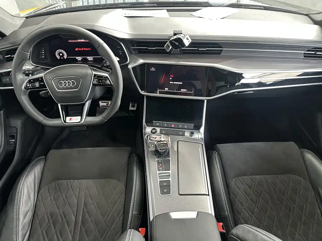 Audi A6L — фото 8