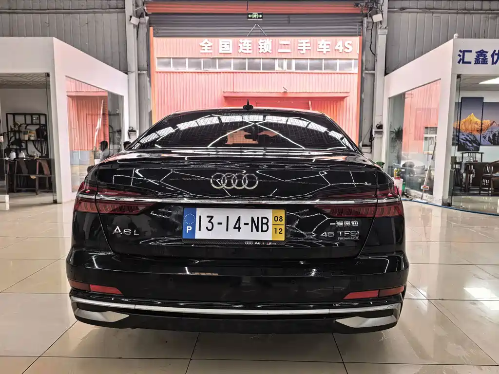 Audi A6L — фото 5