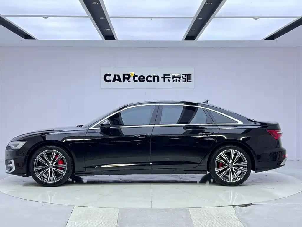 Audi A6L — фото 2