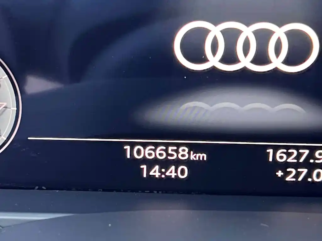 Audi A6L — фото 13