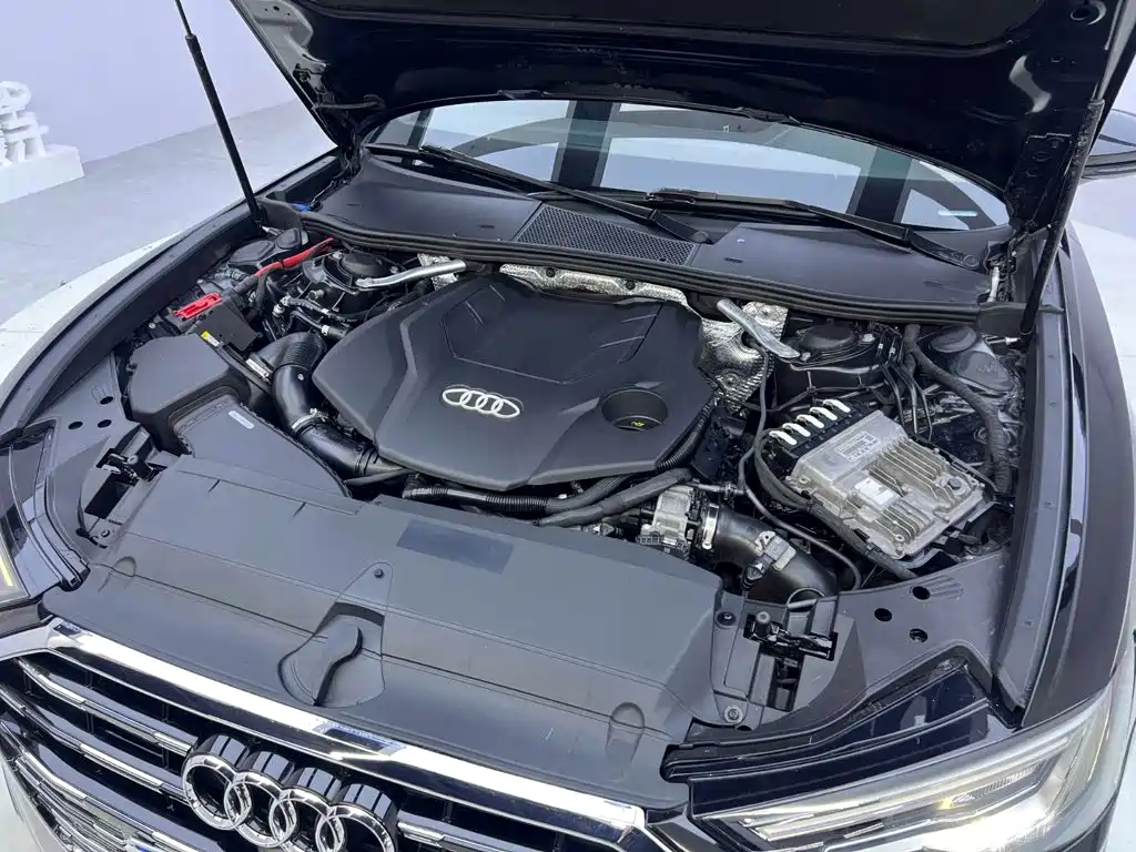 Audi A6L — фото 25