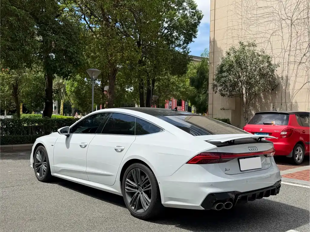 Audi A7L — фото 4