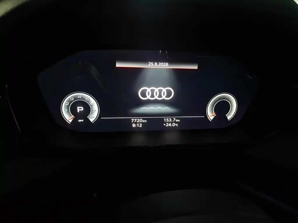 Audi Q6 — фото 7