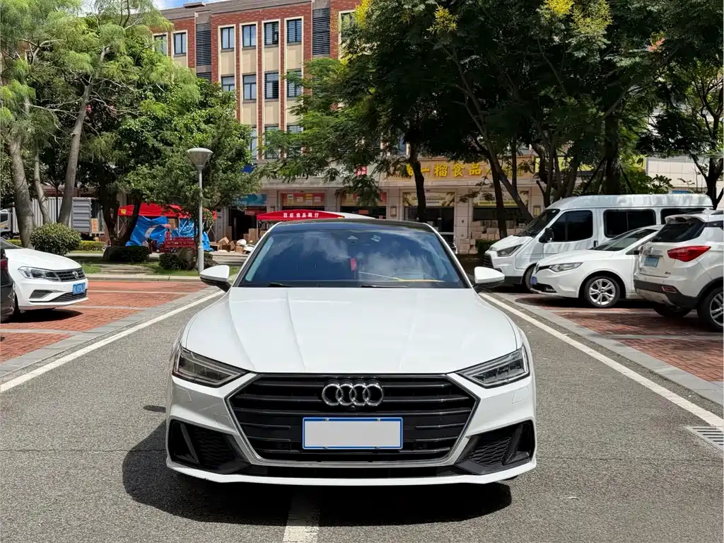 Audi A7 — фото 2