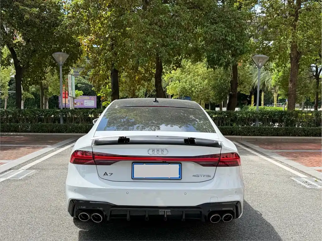 Audi A7 — фото 5