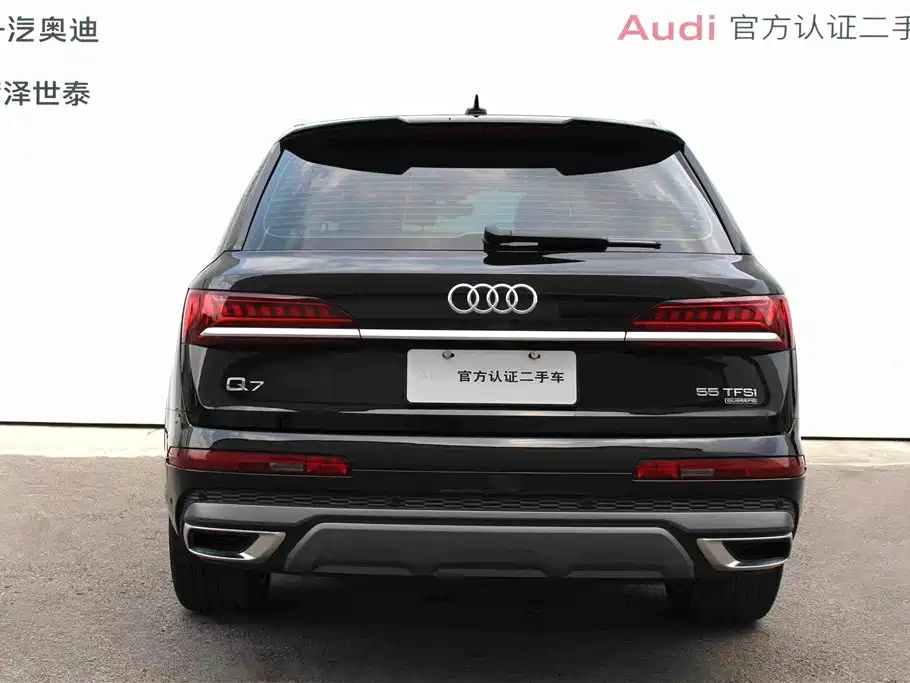 Audi Q7 — фото 5