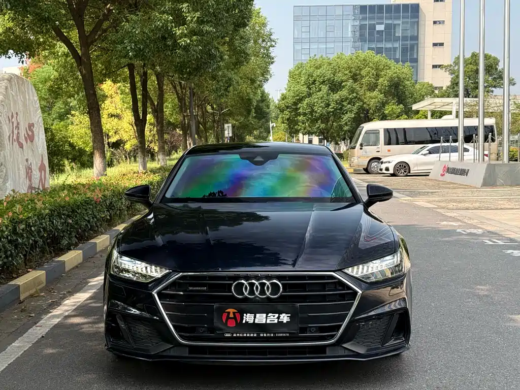 Audi A7 — фото 2