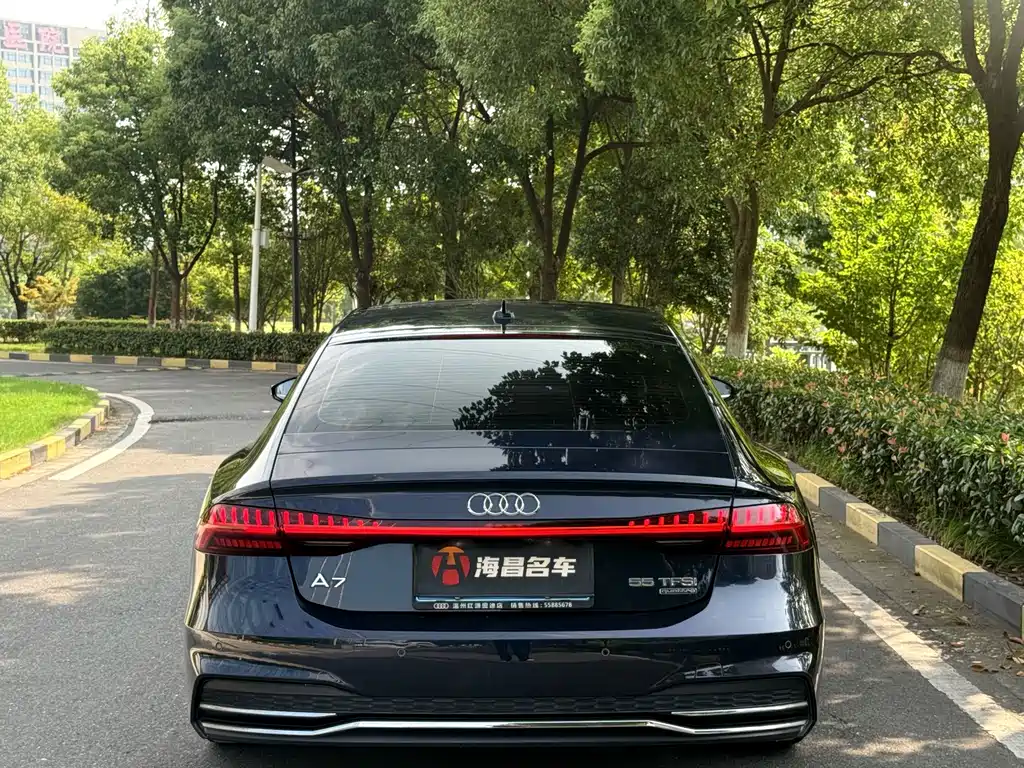 Audi A7 — фото 5