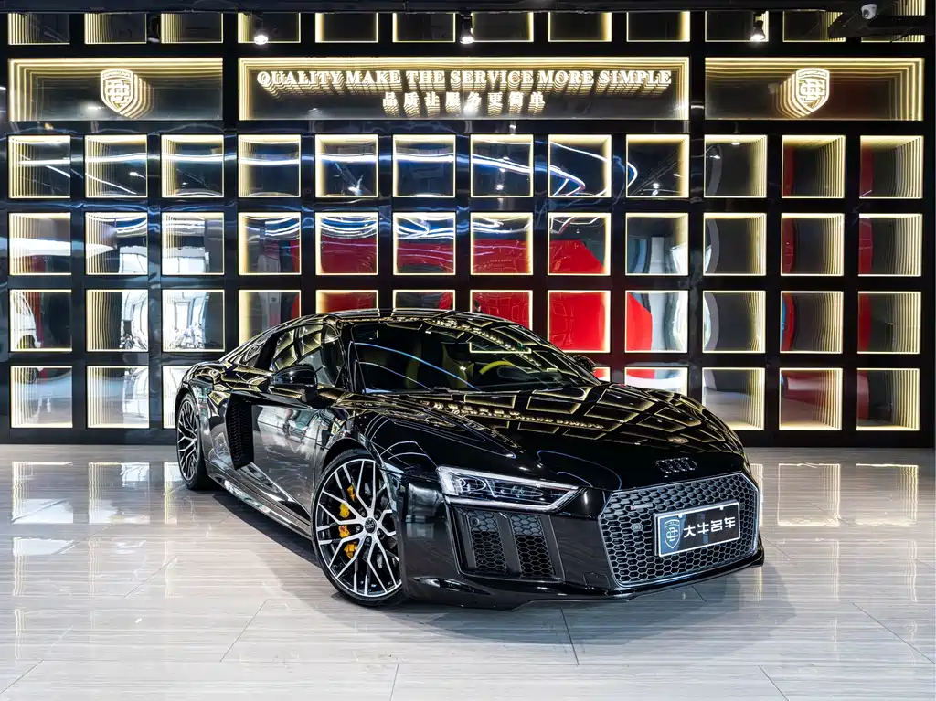 Audi R8 — фото 3