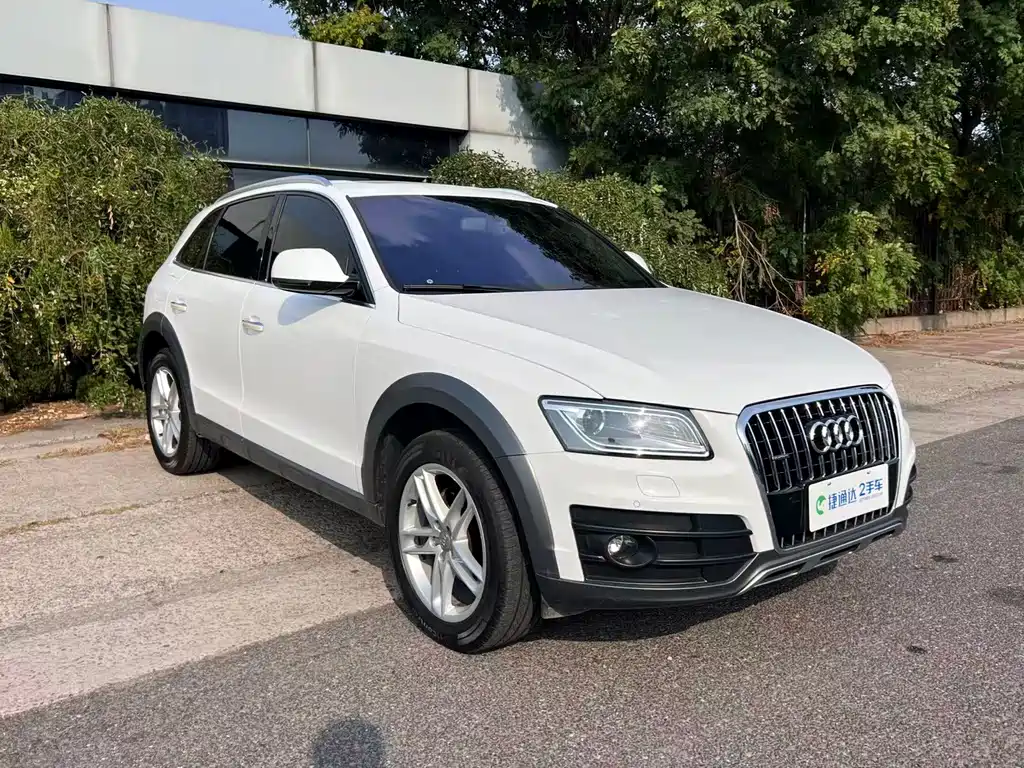 Audi Q5 — фото 5