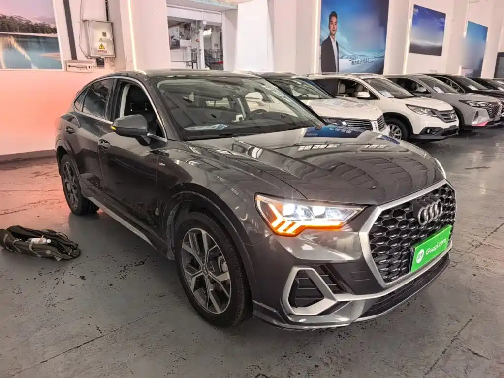Audi Q3 Sportback — фото 4