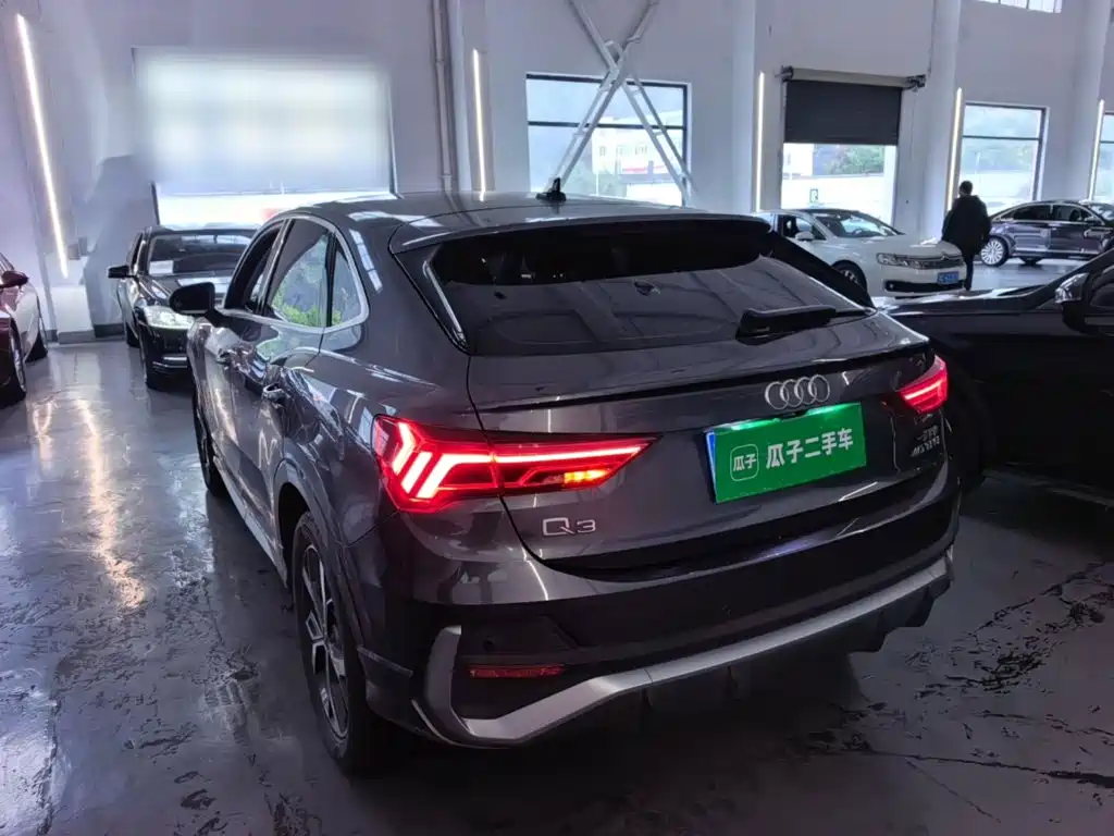 Audi Q3 Sportback — фото 5