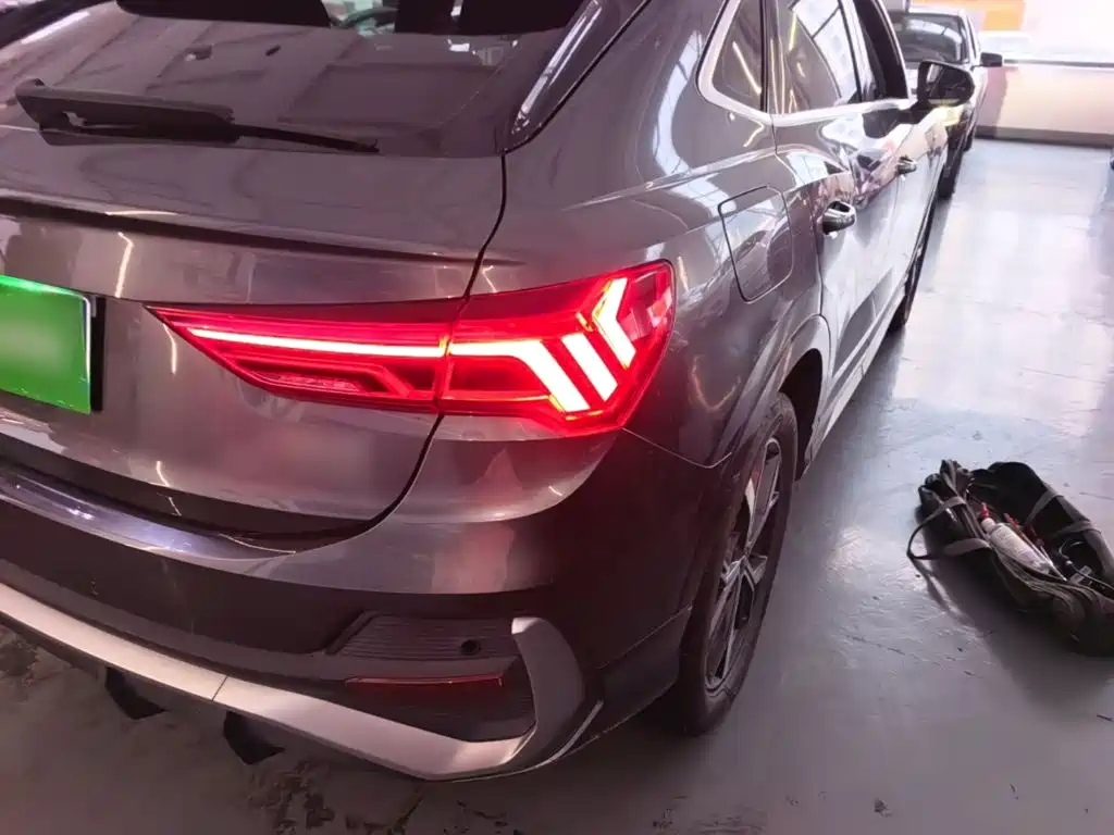 Audi Q3 Sportback — фото 8