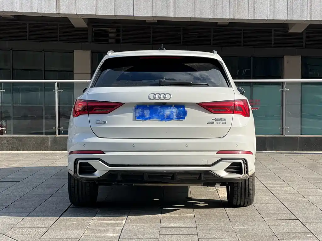 Audi Q3 — фото 5