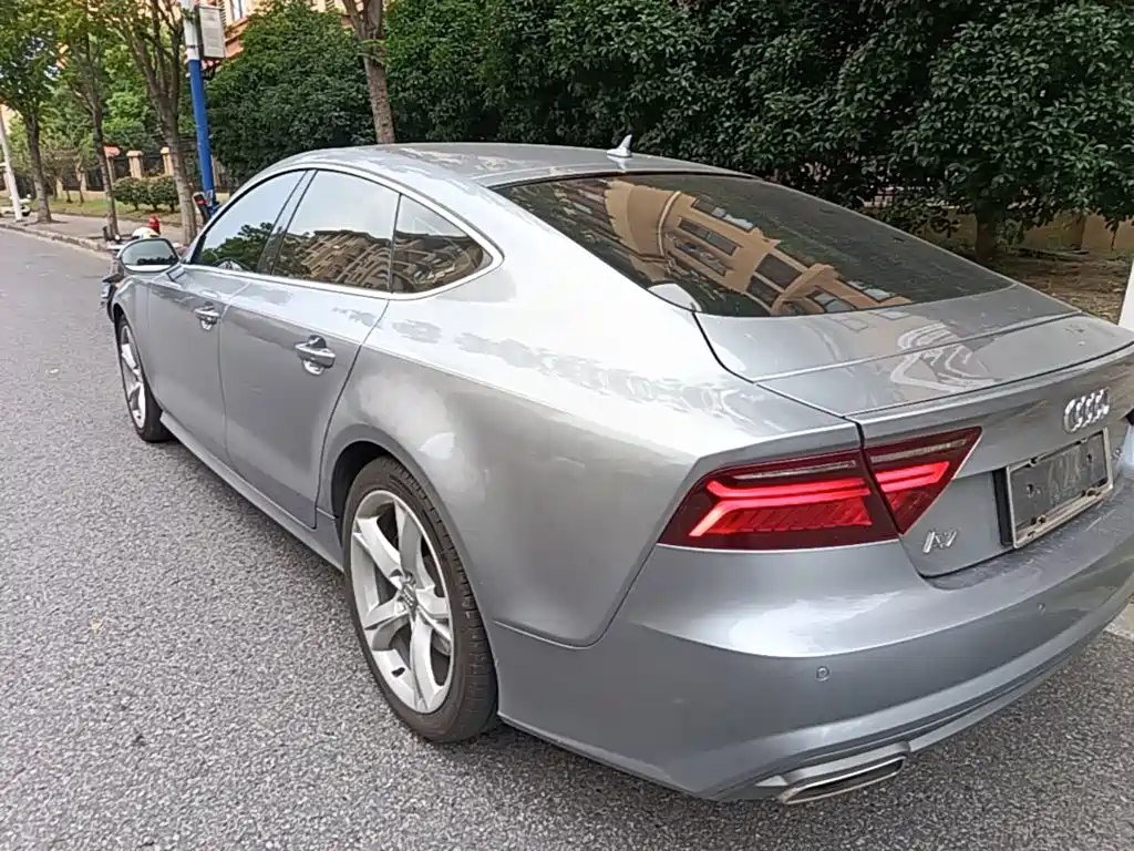 Audi A7 — фото 5