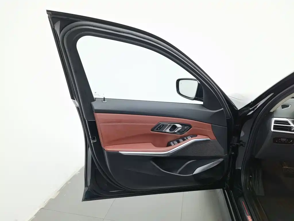 BMW i3 — фото 8