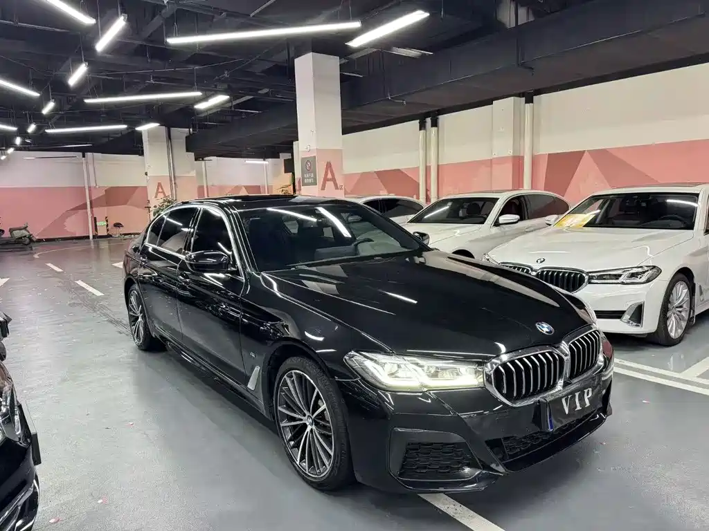 BMW 5 Series — фото 3