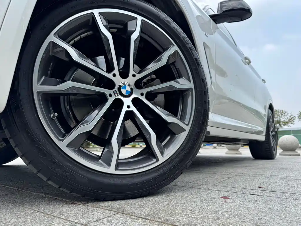 BMW X3 — фото 4