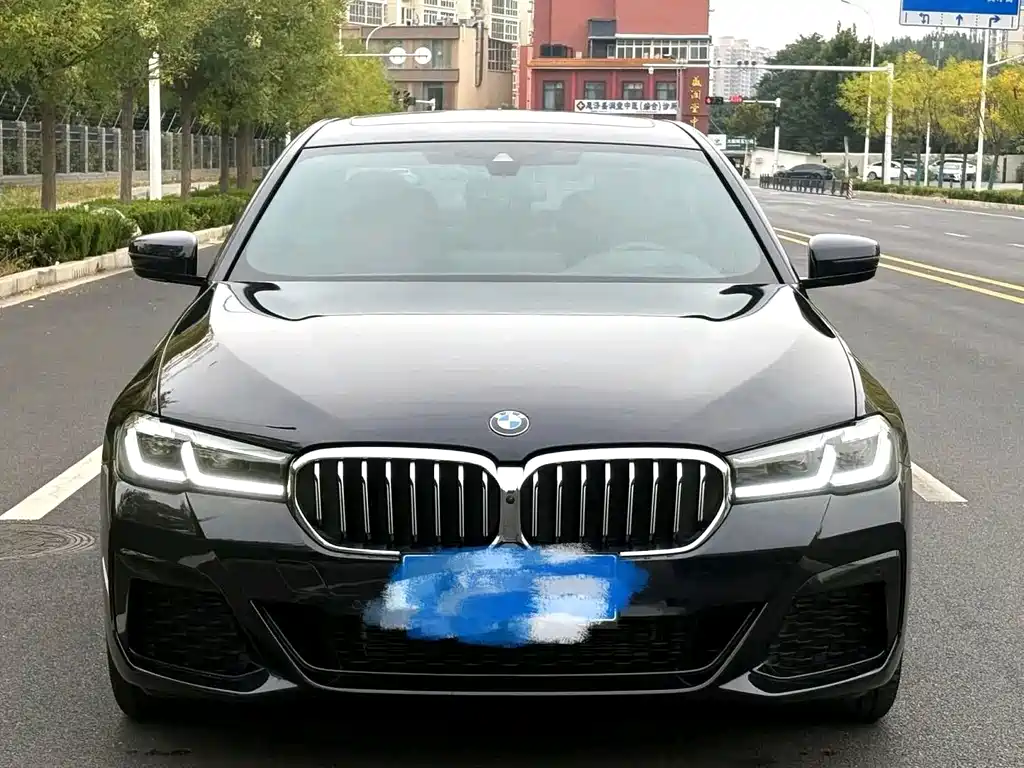 BMW 5 Series — фото 2