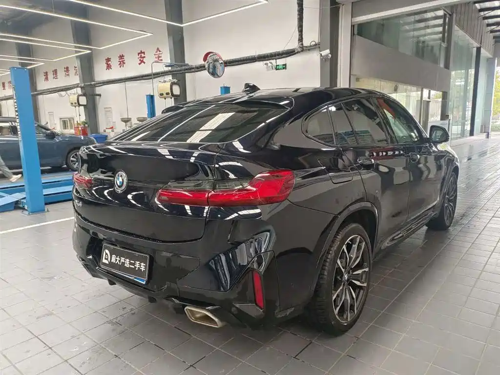 BMW X4 — фото 10