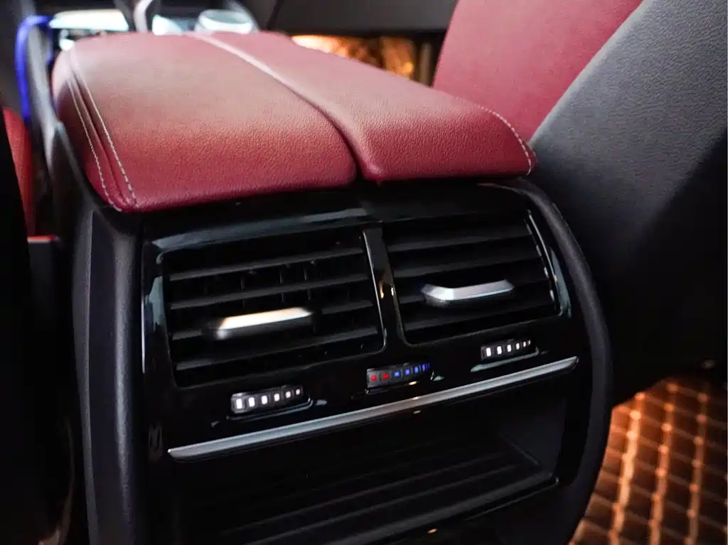 BMW 5 Series — фото 15