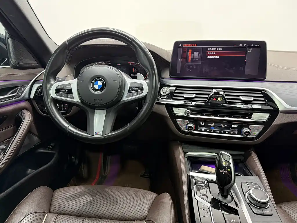 BMW 5 Series — фото 10