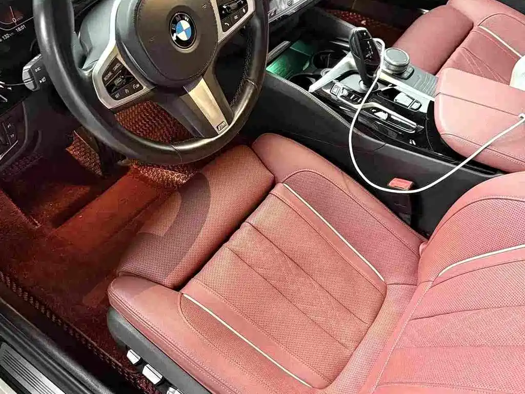 BMW 5 Series — фото 5