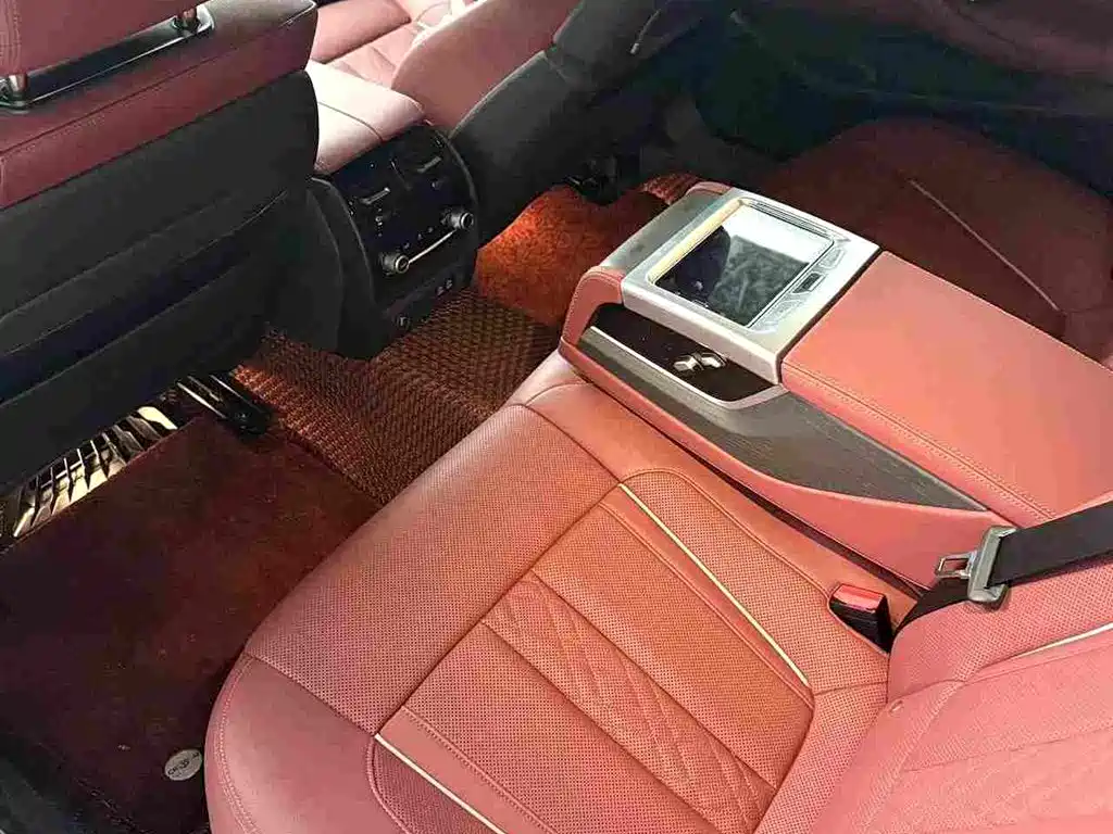 BMW 5 Series — фото 8