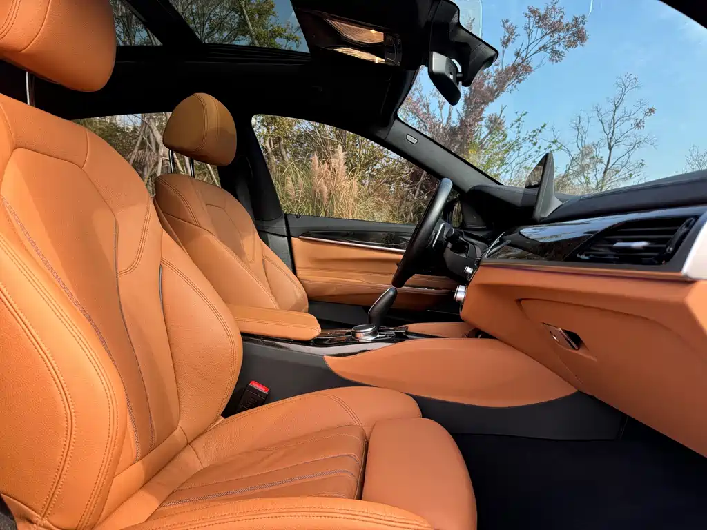 BMW 6 Series GT — фото 9