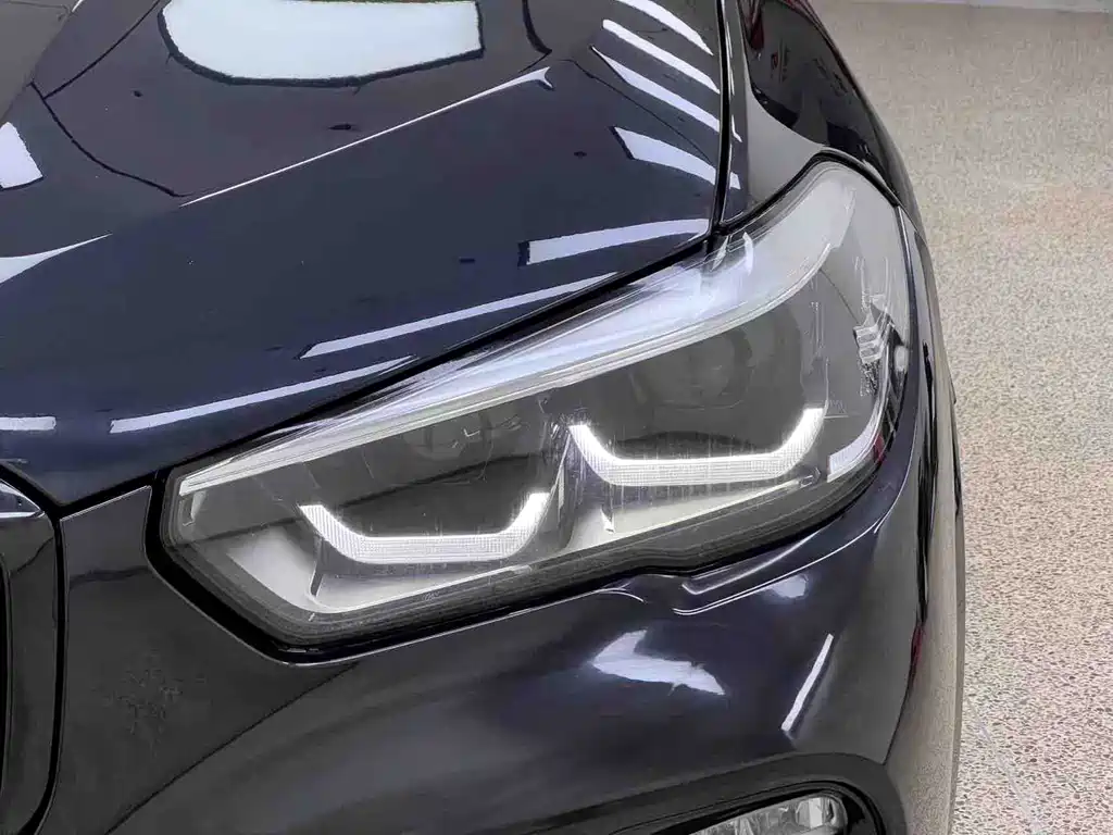 BMW X5 (Import) — фото 4