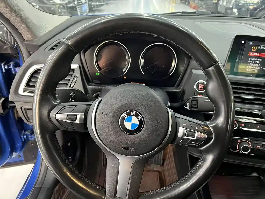 BMW 1 Series — фото 10