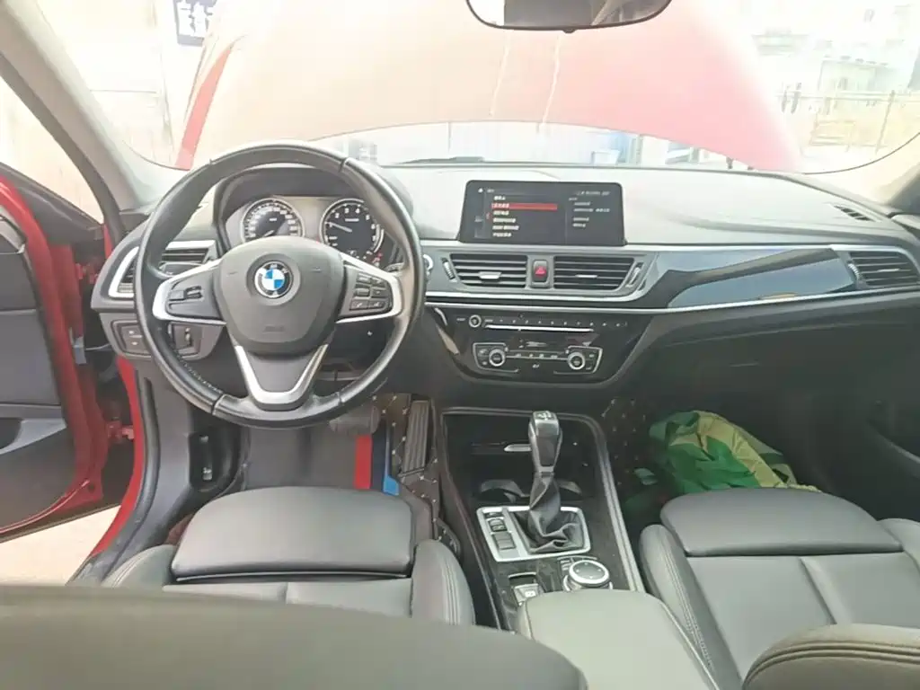 BMW 1 Series — фото 10