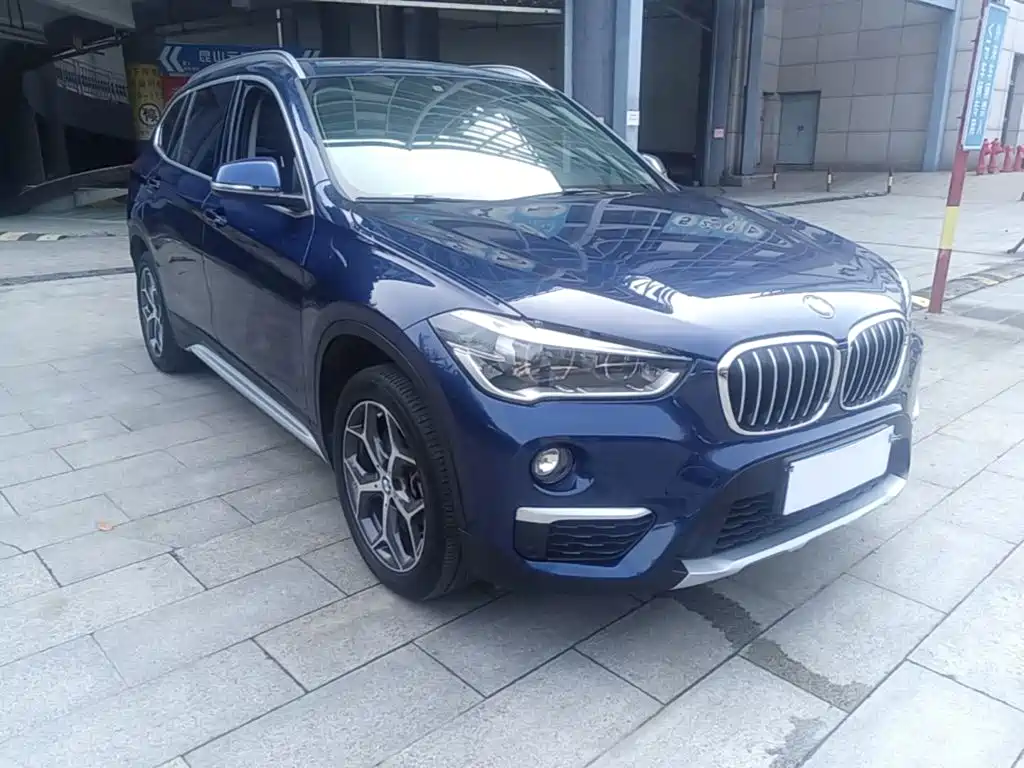 BMW X1 — фото 4