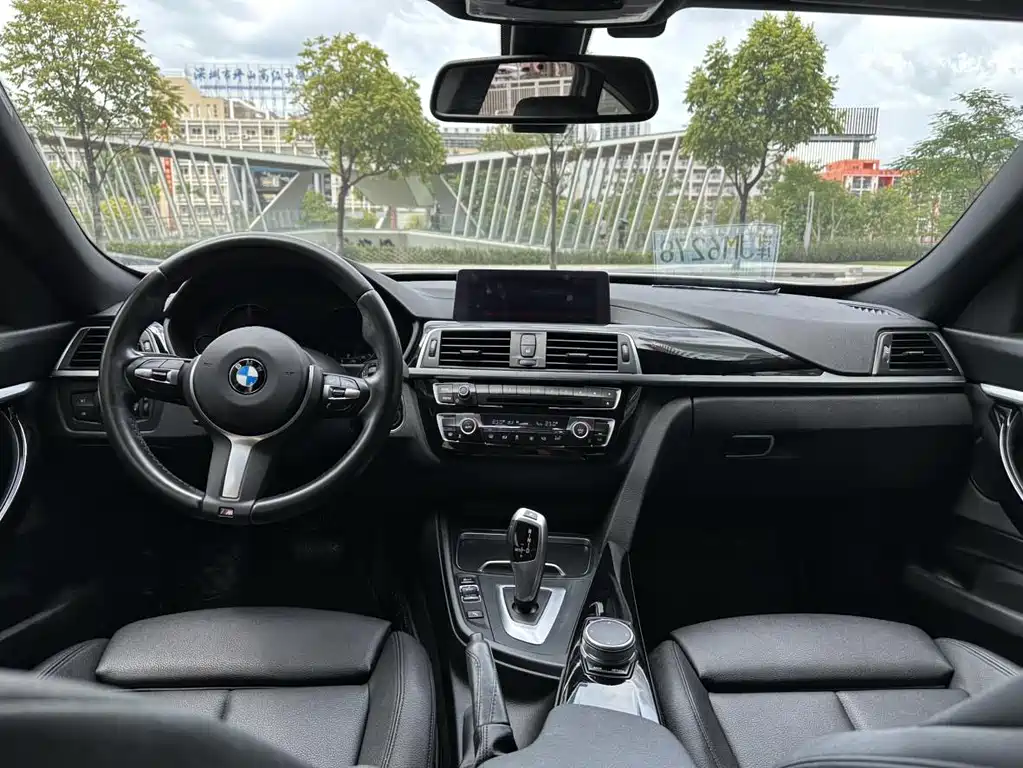 BMW 3 Series GT — фото 7