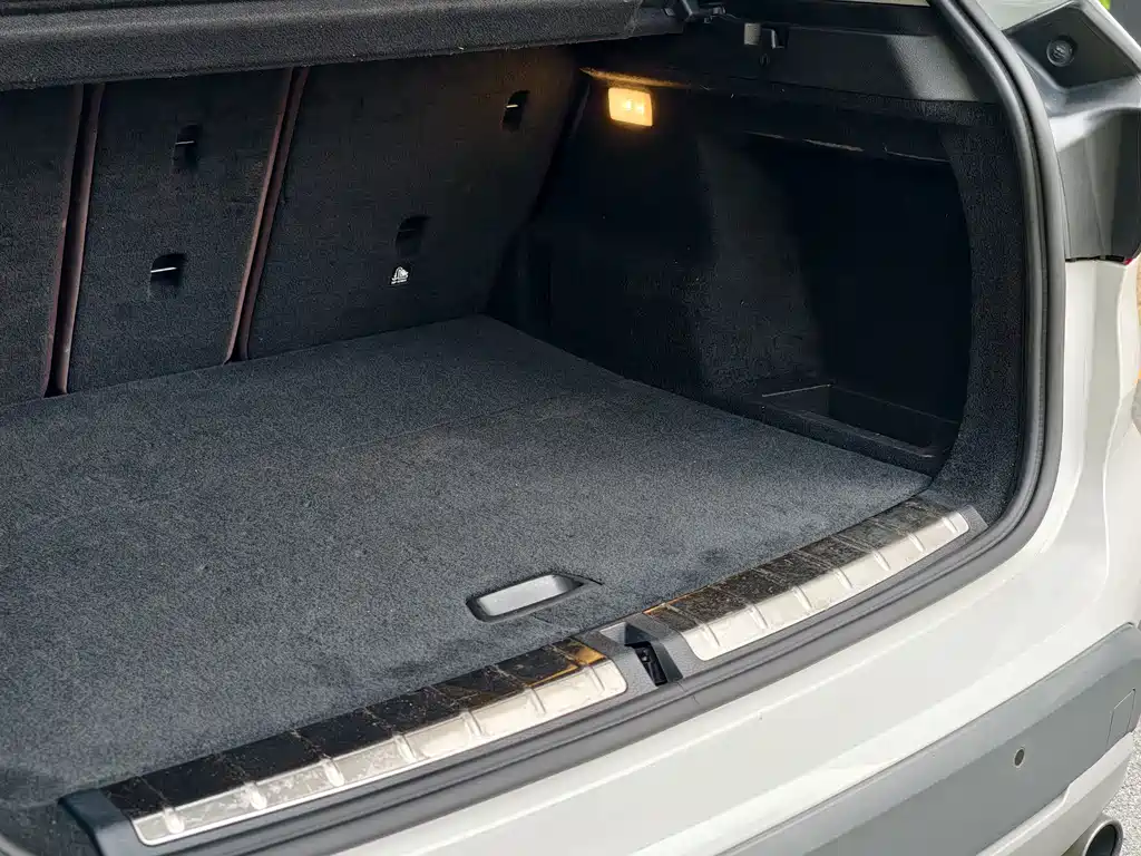 BMW X1 — фото 40