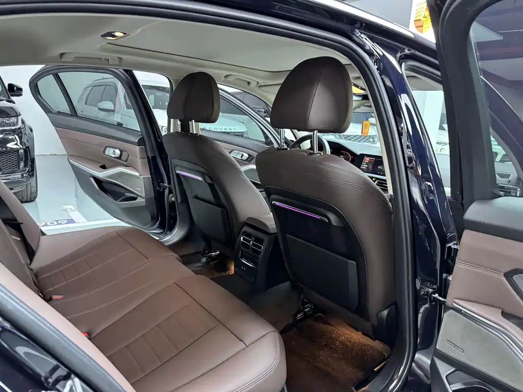 BMW 3 Series — фото 11