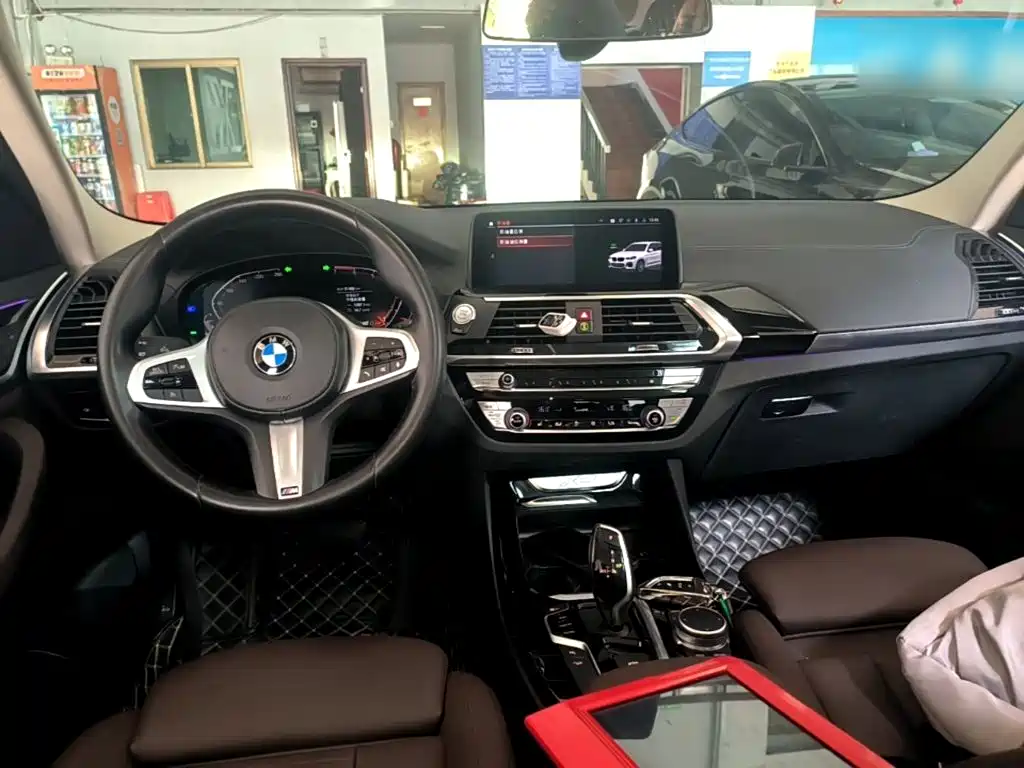 BMW X3 — фото 10