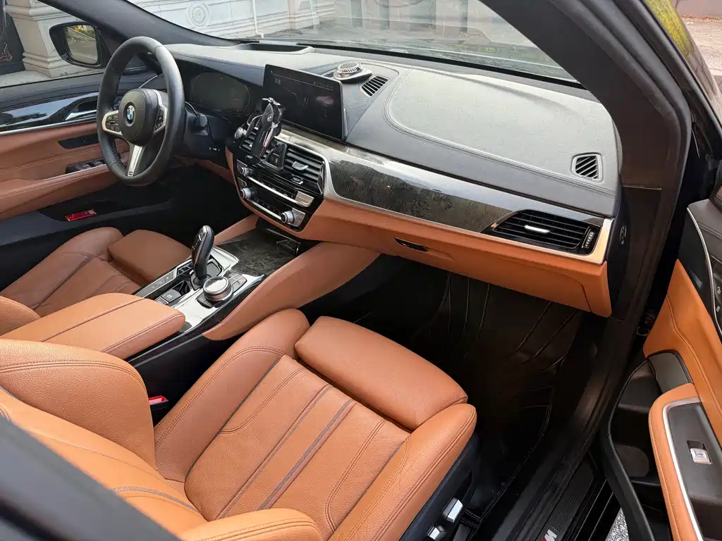 BMW 6 Series GT — фото 10