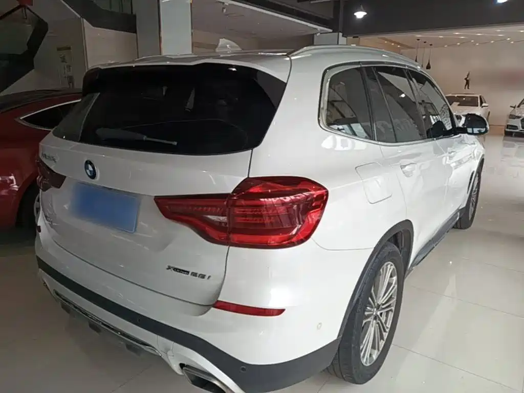 BMW X3 — фото 7