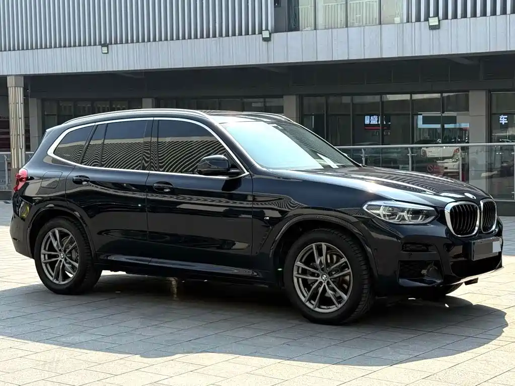 BMW X3 — фото 3