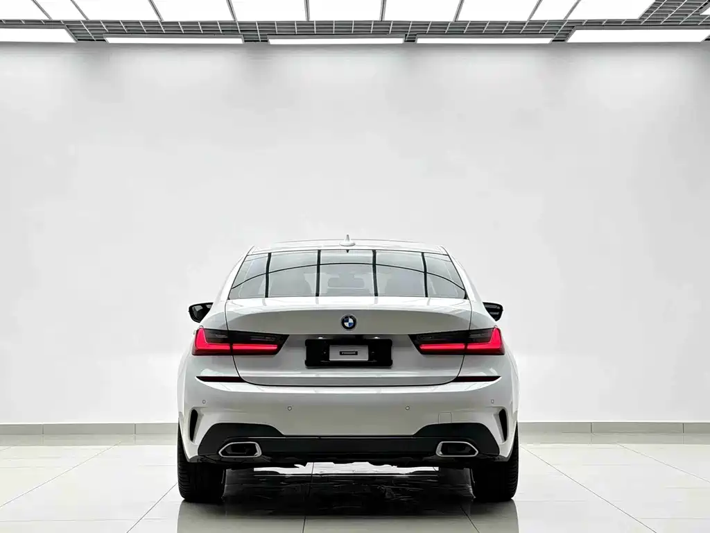 BMW 3 Series — фото 4