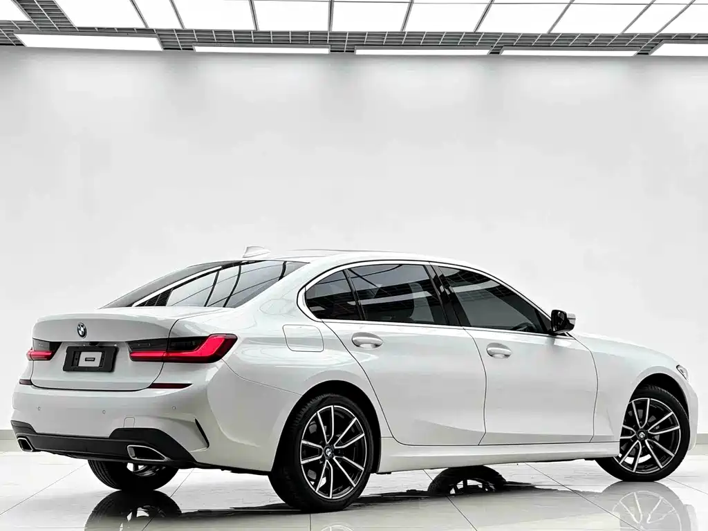 BMW 3 Series — фото 5