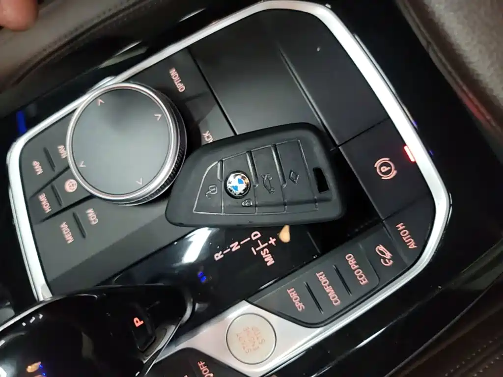 BMW X3 — фото 9