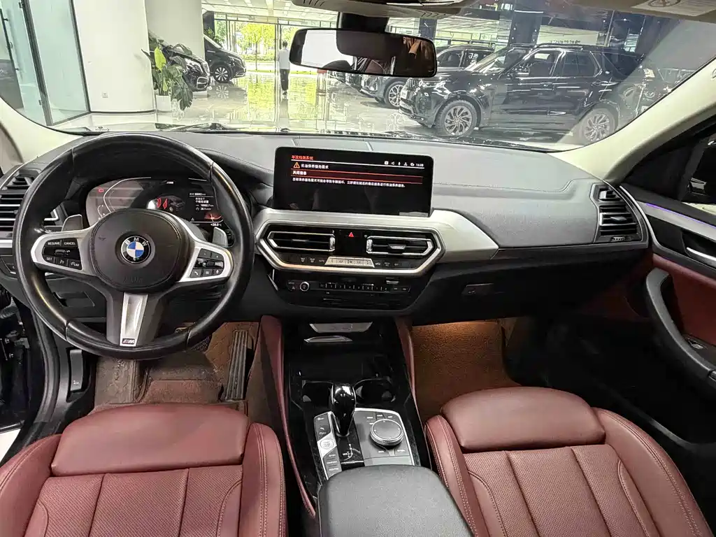 BMW X4 — фото 4