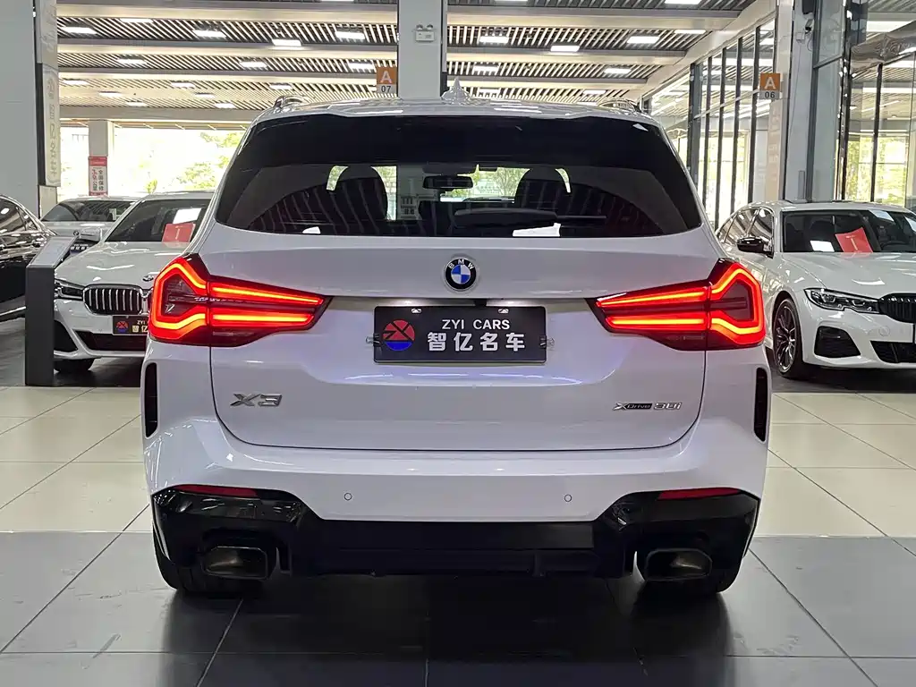 BMW X3 — фото 9
